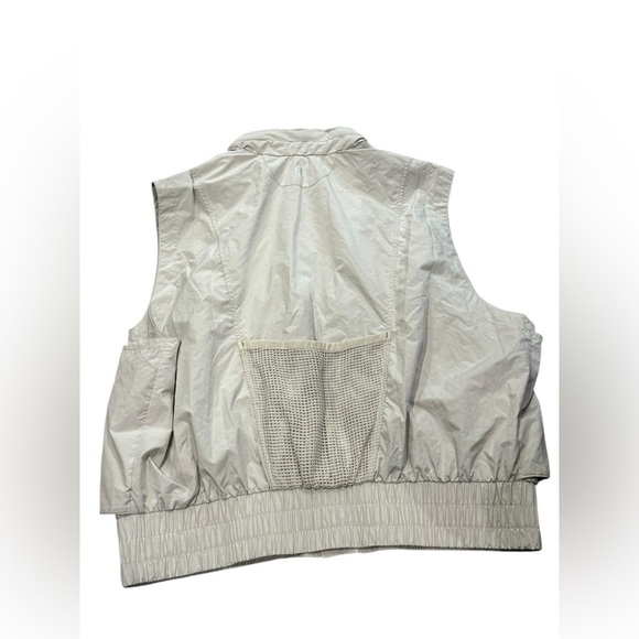 EUC Free people Movement off the grid utility vest rare Large off white - Picture 7 of 10